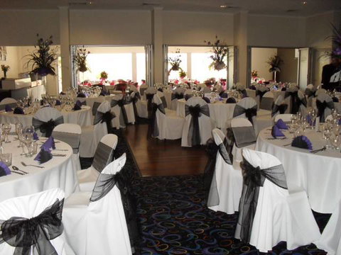 Eling Forest Winery Restaurant - Darwin Holiday 0