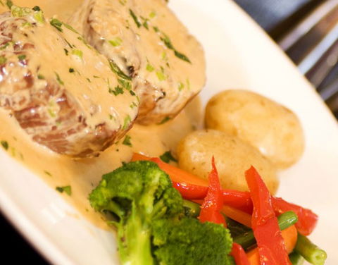 Pinocchios Restaurant - Darwin Holiday 1