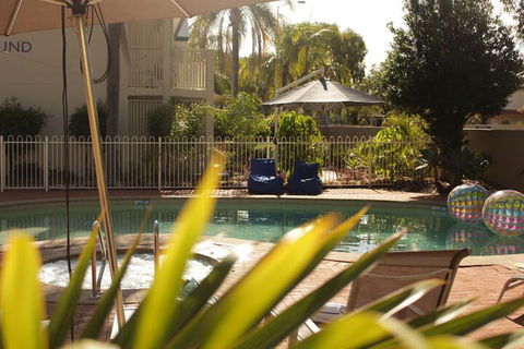 At The Sound - Darwin Holiday 5