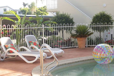 At The Sound - Darwin Holiday 3