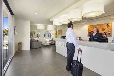 Quest Mildura - Darwin Holiday 2