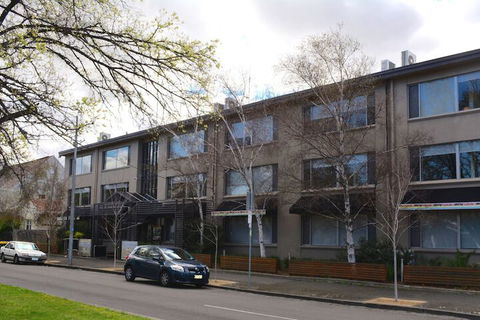 Birches Serviced Apartments - Darwin Holiday 1