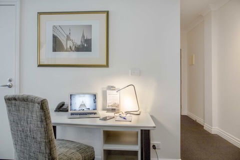 Collins Hotel - Darwin Holiday 5