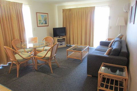 Aqualuna Beach Resort - Darwin Holiday 6