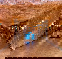 Desert Cave Hotel - Darwin Holiday