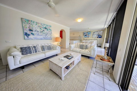 Argosy On The Beach - Darwin Holiday 6