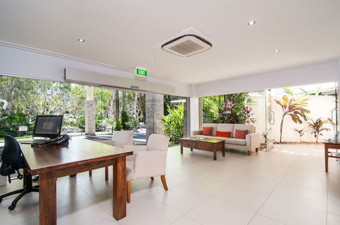 Mandalay Luxury Beachfront Apartments - Darwin Holiday 3