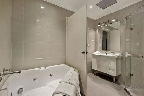 Best Western Plus Buckingham International - Darwin Holiday 4