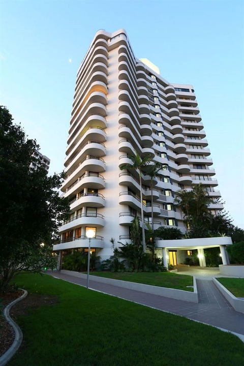 The Regent Apartments - Darwin Holiday 2