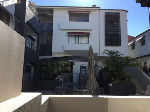 Coolum Beach Resort - Darwin Holiday 4