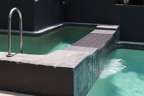 Coolum Beach Resort - Darwin Holiday 6