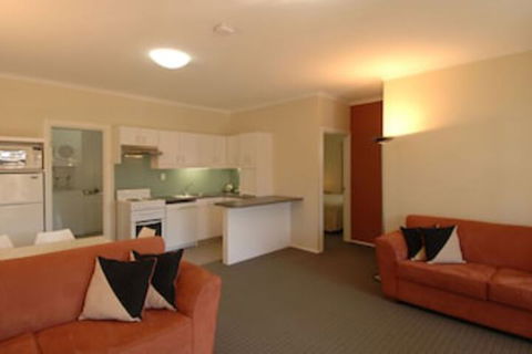 McLaren Vale Motel & Apartments - Darwin Holiday 0