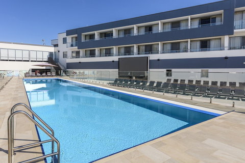 Crowne Plaza Hunter Valley, An IHG Hotel - Darwin Holiday 2