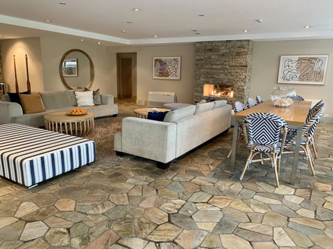 Waves Byron Bay - Darwin Holiday 3