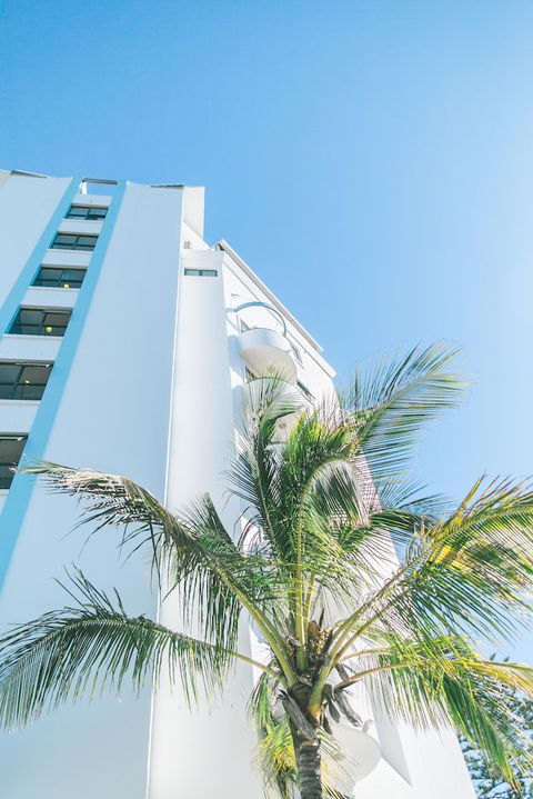 Komune - Gold Coast - Darwin Holiday 2