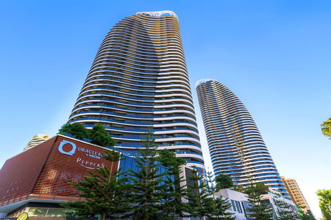 Peppers Broadbeach - Darwin Holiday 1