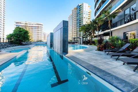 Peppers Broadbeach - Darwin Holiday 4