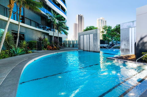 Peppers Broadbeach - Darwin Holiday 5