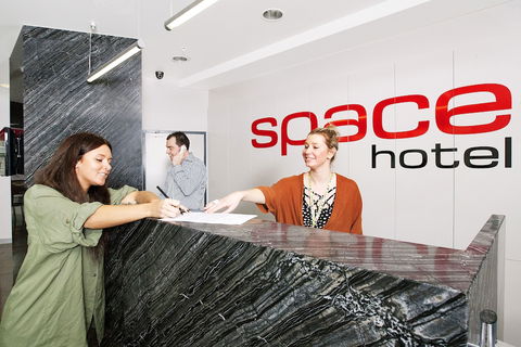 Space Hotel - Hostel - Darwin Holiday 2