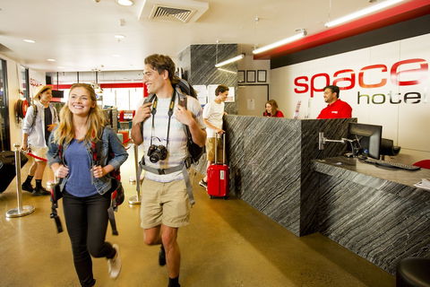 Space Hotel - Hostel - Darwin Holiday 0