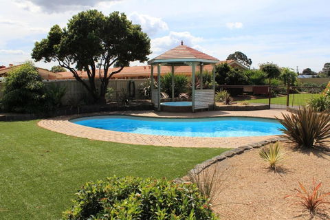 Werribee Park Motor Inn - Darwin Holiday 4