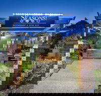 Ambassador on Ruthven - Darwin Holiday