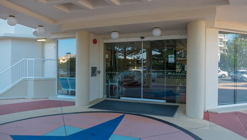 Burleigh Surf Apartments - Darwin Holiday 3