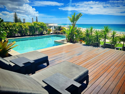 The Beach Cabarita - Darwin Holiday 6