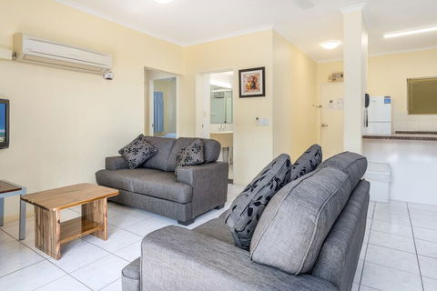 Tradewinds McLeod Holiday Apartments - Darwin Holiday 6