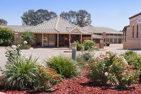 The Standpipe Golf Motor Inn - Darwin Holiday 0