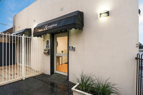 Fawkner Executive Suites & Serviced Apartments - Darwin Holiday 3