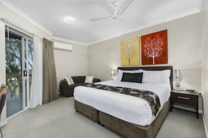 Maryborough QLD Darwin Holiday