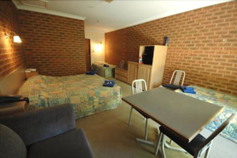 Burra Motor Inn - Darwin Holiday 3