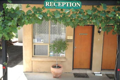 Burra Motor Inn - Darwin Holiday 1