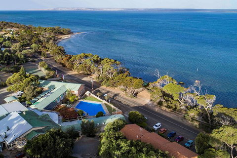 Mercure Kangaroo Island Lodge - Darwin Holiday 4