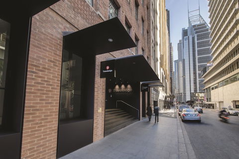 Travelodge Hotel Sydney Martin Place - Darwin Holiday 3