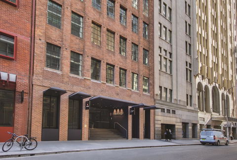 Travelodge Hotel Sydney Martin Place - Darwin Holiday 0