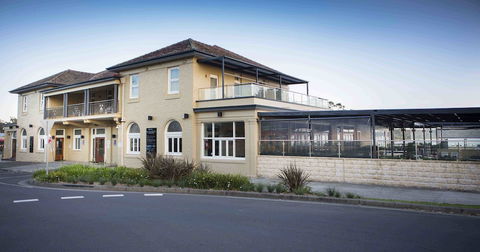 The Huskisson - Darwin Holiday 1