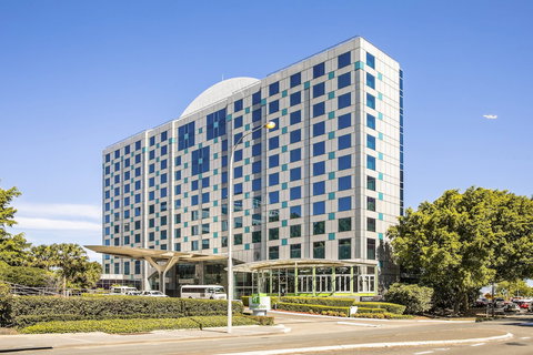 Holiday Inn Sydney Airport, An IHG Hotel - Darwin Holiday 3