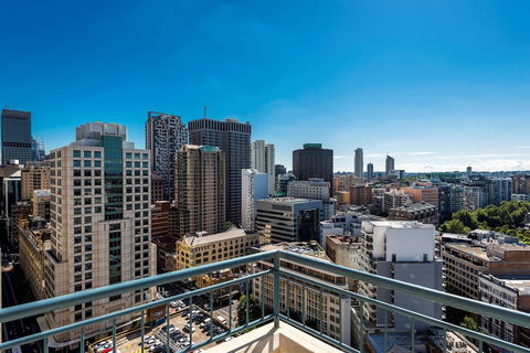 Oaks Sydney Castlereagh Suites - Darwin Holiday 4