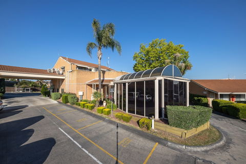Best Western Airport Motel And Convention Centre - Darwin Holiday 1