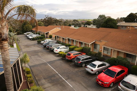 Best Western Airport Motel And Convention Centre - Darwin Holiday 0