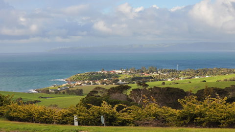 Kangaroo Island Seafront - Darwin Holiday 1