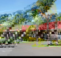 Pines Country Club Motor Inn - Darwin Holiday