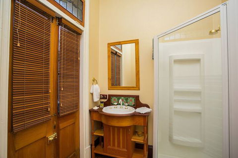 Danum House B & B - Darwin Holiday 3