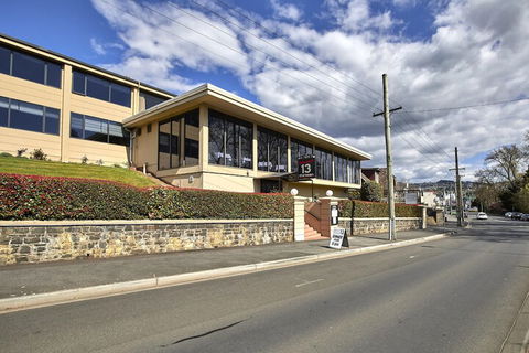 Commodore Regent - Darwin Holiday 2