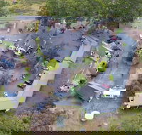 Fox and Hounds Inn - Darwin Holiday