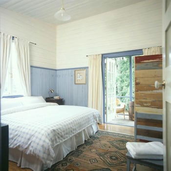 Old Leura Dairy - Darwin Holiday 3