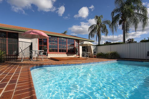 Tamworth Motor Inn & Cabins - Darwin Holiday 2