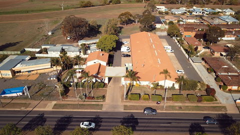 Tamworth Motor Inn & Cabins - Darwin Holiday 0